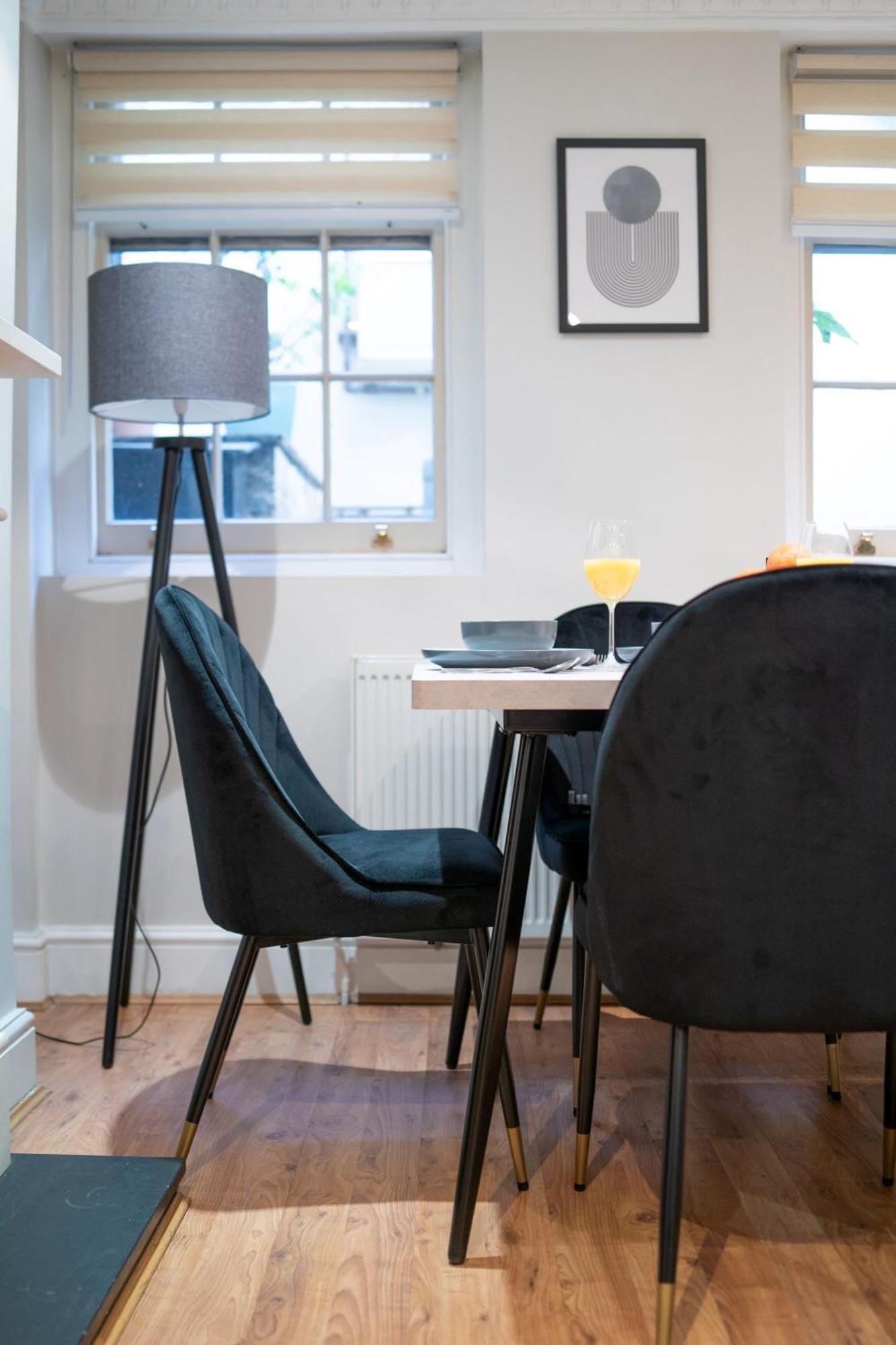 Vauxhall - 2Br With Patio - Cityapartmentstay 런던 외부 사진
